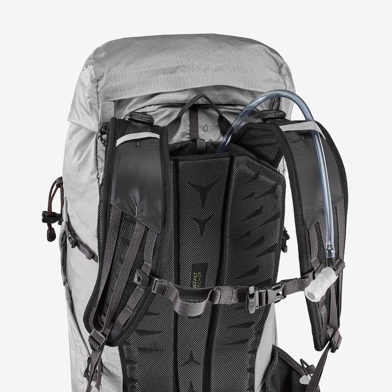 Sac à dos de randonnée montagne confortable et léger 25L, MH900 gris