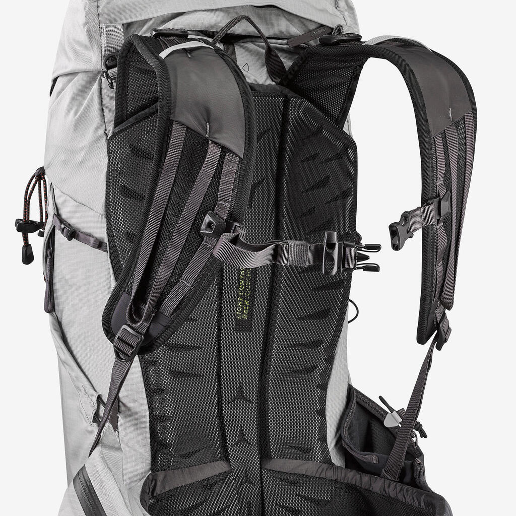 Mountain hiking backpack 25L - MH900