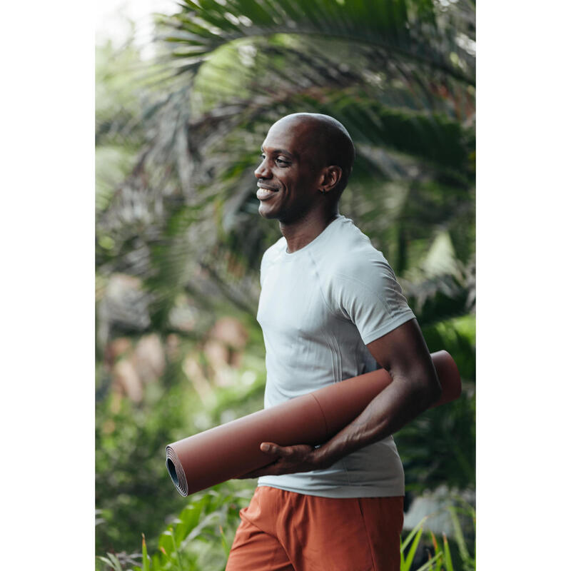 T-shirt de yoga seconde peau manches courtes homme, gris argent et bleu délicat