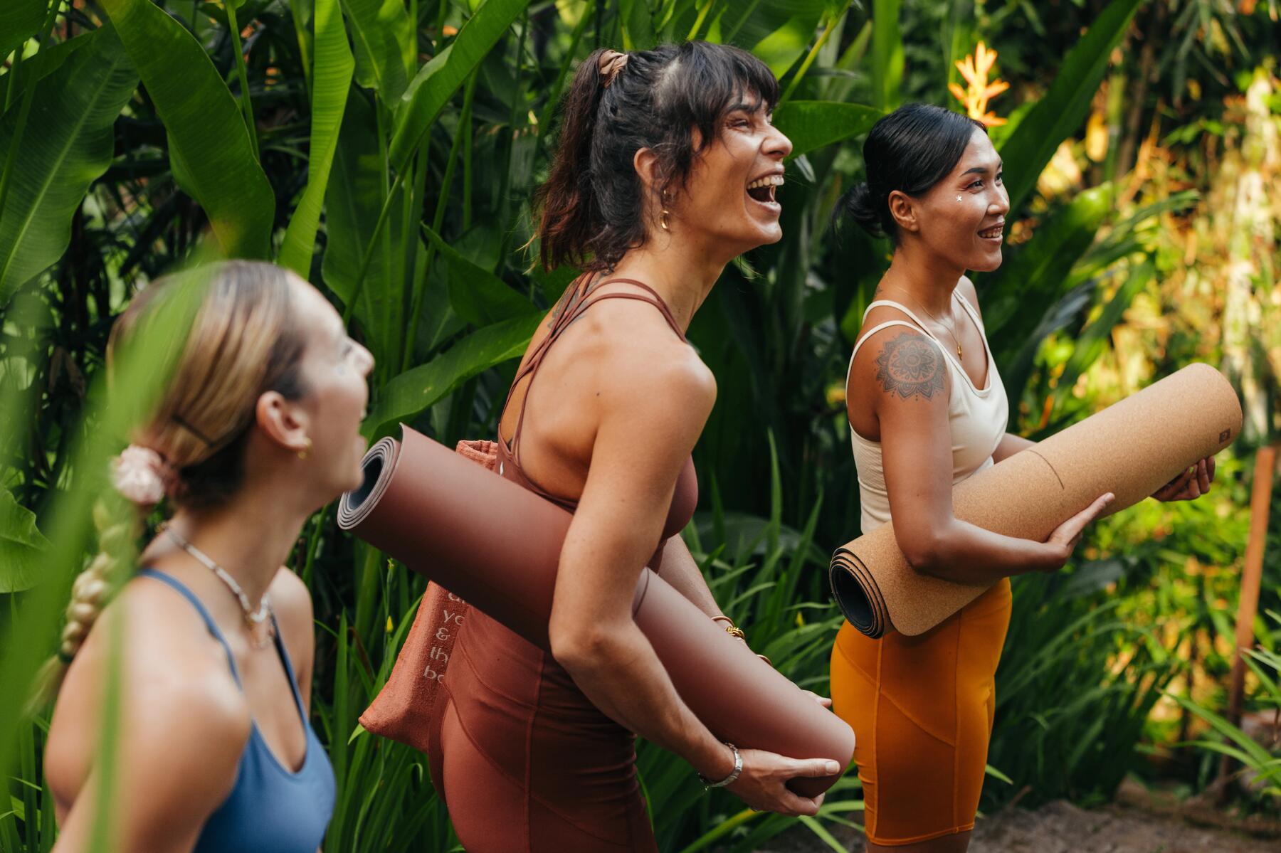 Yoga du rire : 5 exercices faciles pour profiter de ses bienfaits