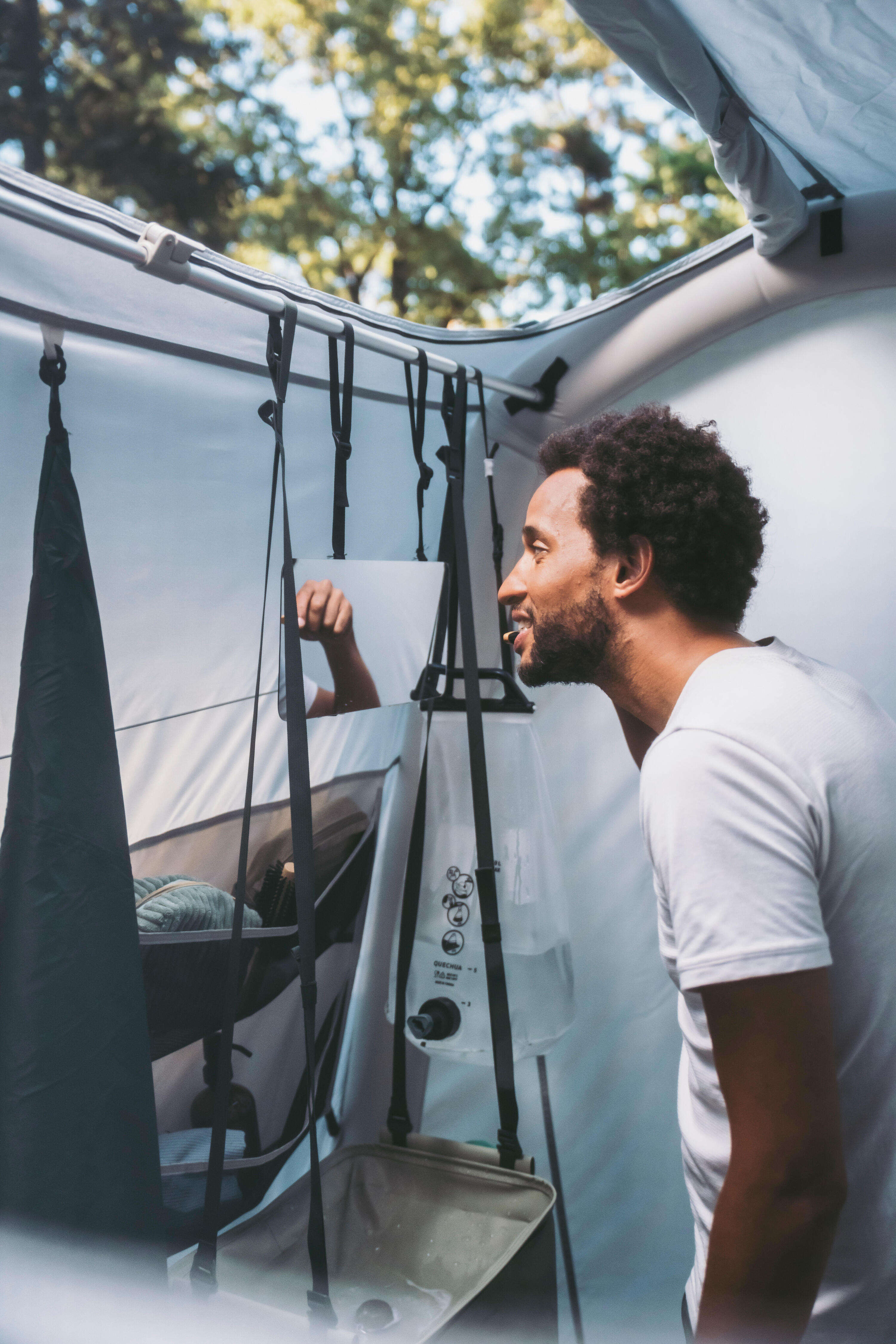 Évier compact de camping 10 L 11/12