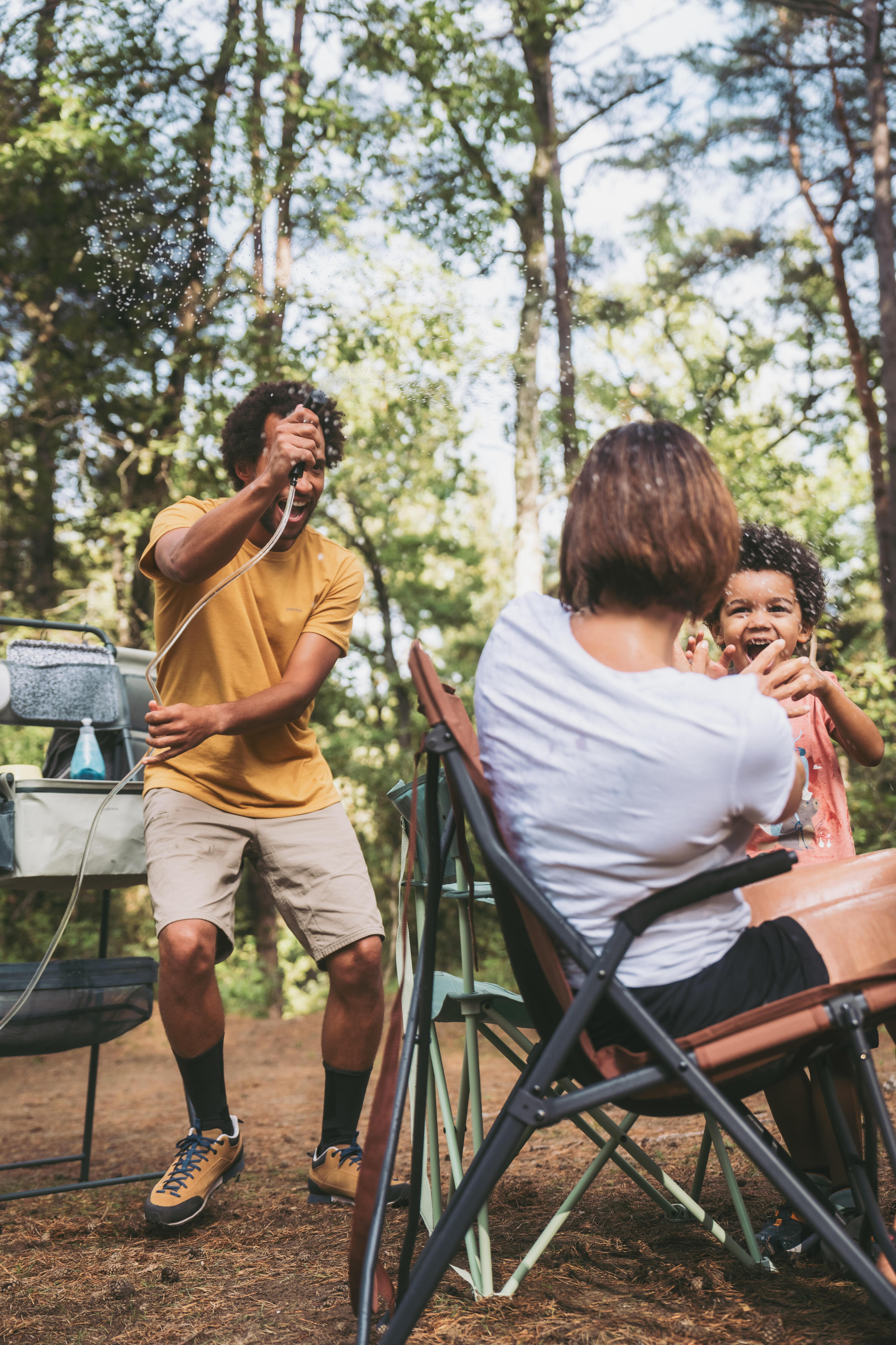 Meuble evier de camping, avec réservoir pour eaux grises et multiples rangements 16/17