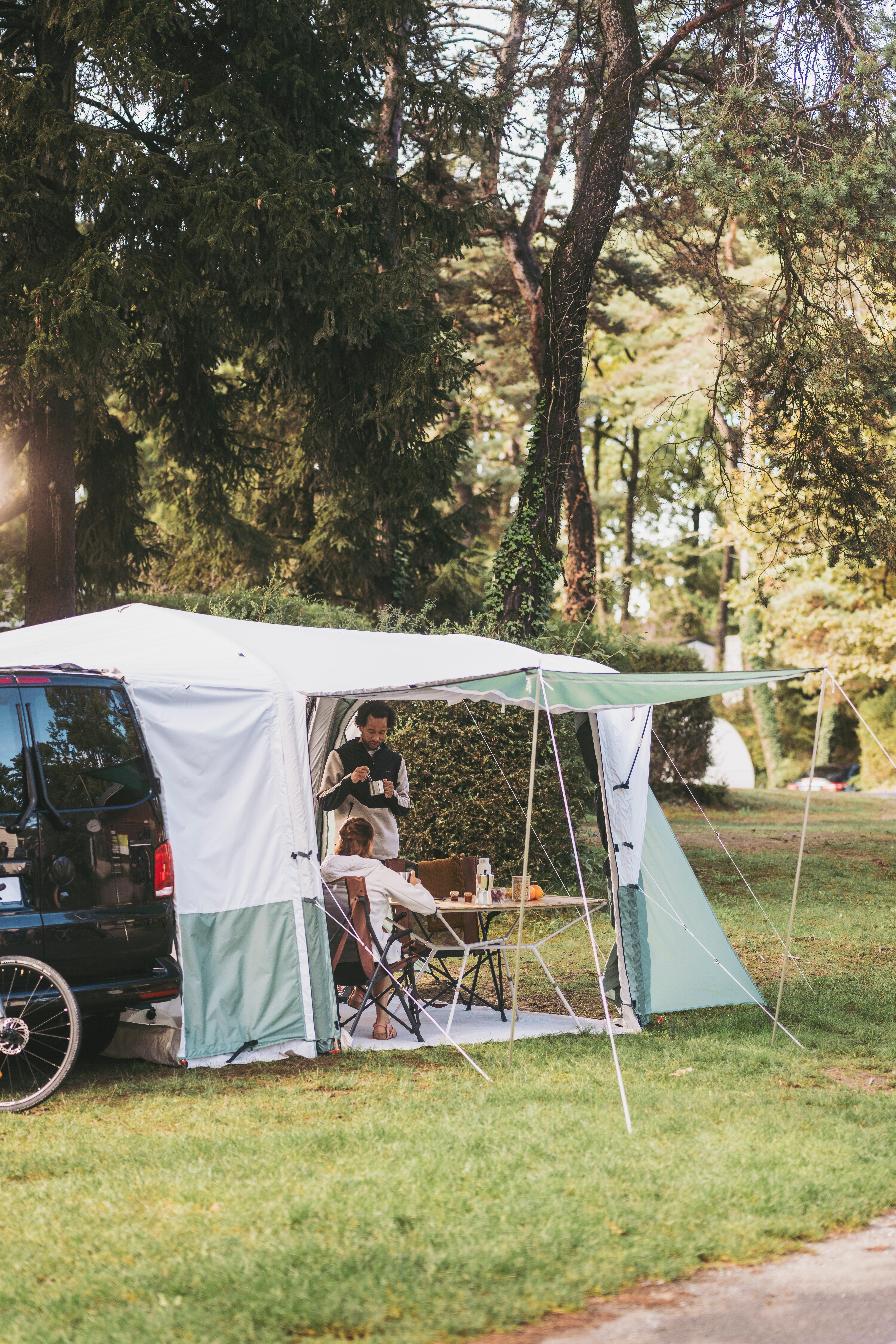 Van and truck inflatable canopy - Van Connect Air Seconds Fresh