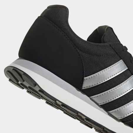 Moteriški ėjimo mieste bateliai „Adidas Run 60s 3.0“, juodi