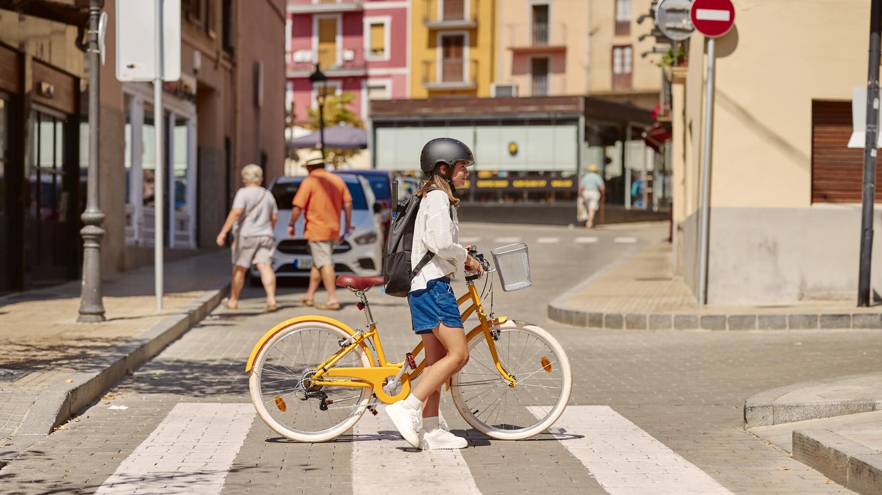 Kto Ma Pierwszeństwo Na ścieżce Rowerowej Pieszy Czy Rowerzysta Kto ma pierwszeństwo na ścieżce rowerowej? Zasady dla rowerów