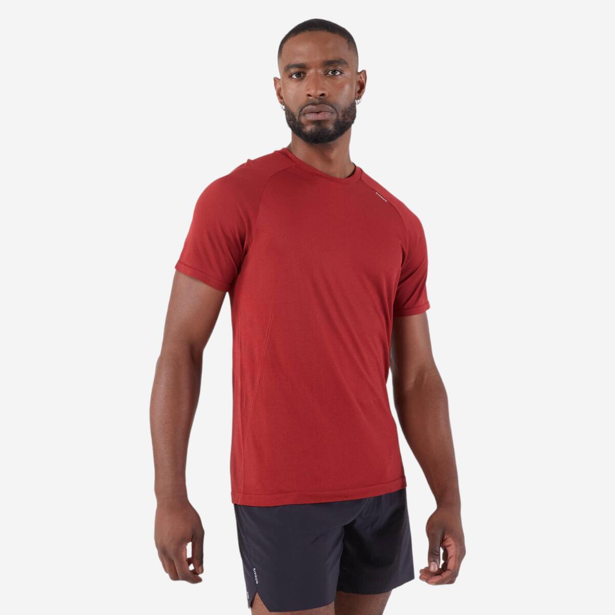 T-shirt de running sans coutures homme - kiprun run 500 confort bordeaux
