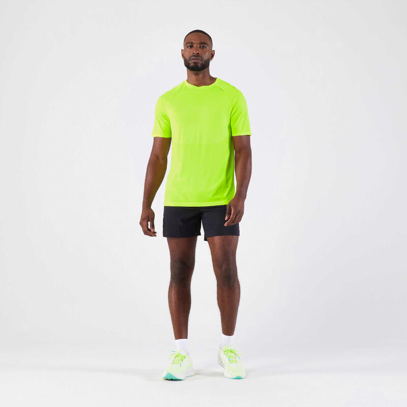 Naadloos hardloopshirt met korte mouwen heren Run 500 Comfort felgroen