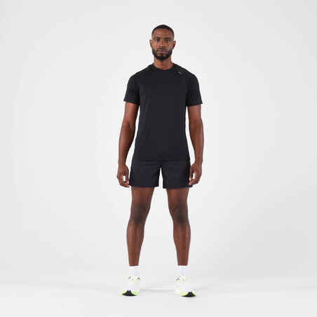 Vyriški besiūliai bėgimo marškinėliai „Kiprun Run 500 Comfort“, juodi