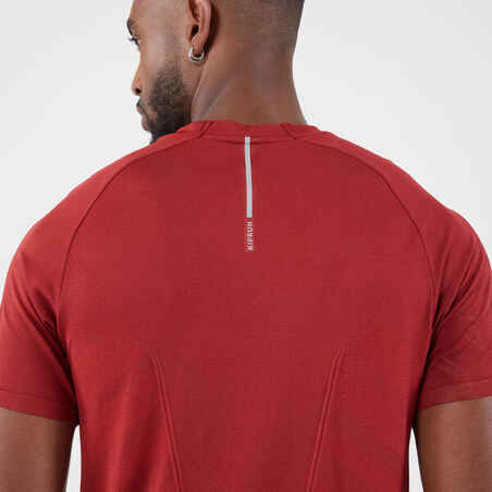 Men's KIPRUN Run 500 Comfort Seamless Running T-Shirt - Burgundy