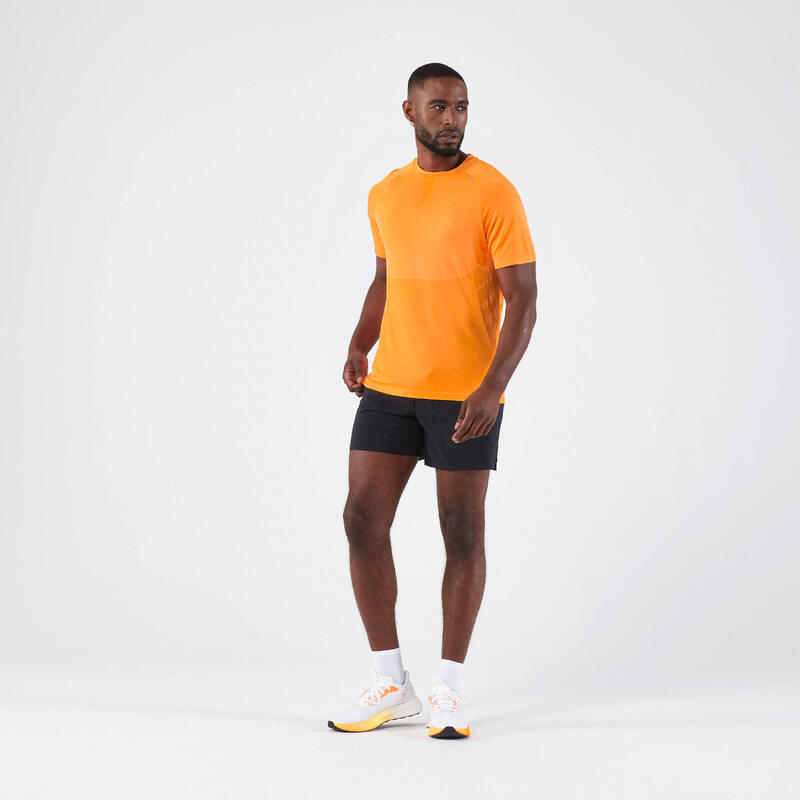 Naadloos hardloopshirt voor heren Run 500 Comfort lichtoranje