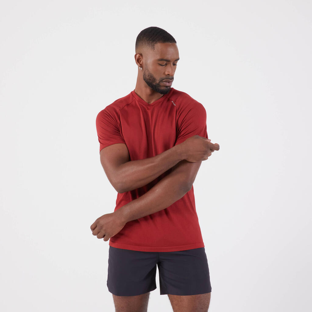 Men's seamless running t-shirt - kiprun run 500 comfort green