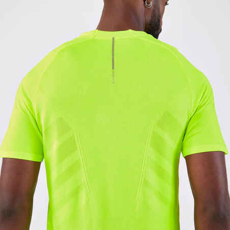 Camiseta running sin costuras Hombre - KIPRUN Run 500 Confort Verde ácido