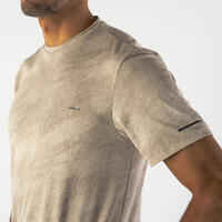 חולצת טי נושמת לגברים דגם KIPRUN Run 500 Dry Graph - בז'