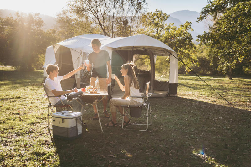 Een glamping tent op een trailer? Ontdek de Quechua Airsecond 4.2 F&B