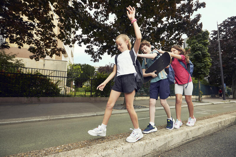 Comment choisir des baskets enfant pour l'école ?