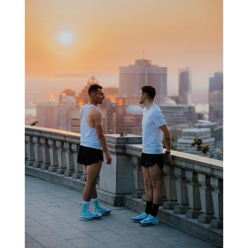 Laufshorts Herren Split leicht - Run 900 Replika schwarz 