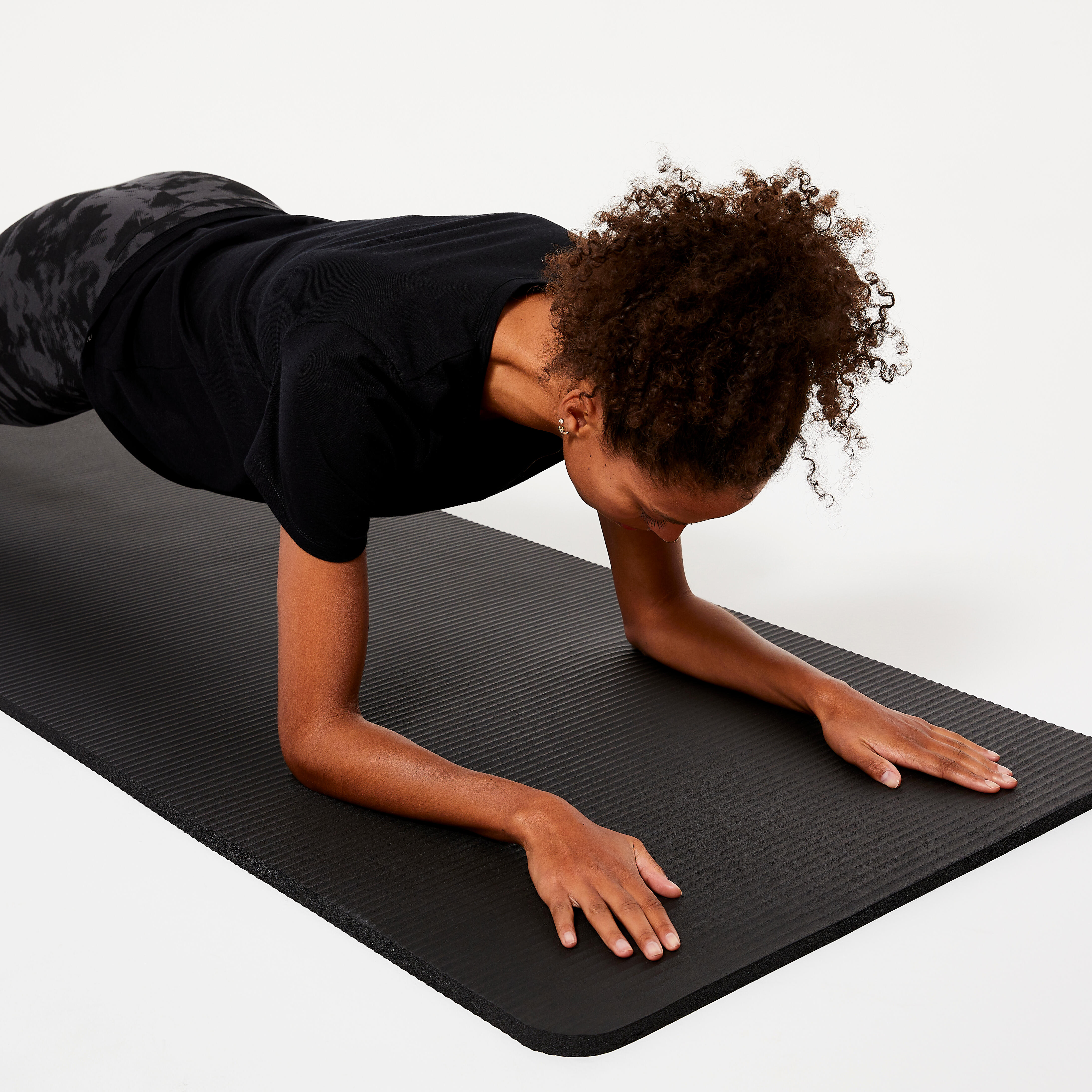 Tapis de Pilates 180 cm x 70 cm x 20 mm – 900 Confort noir - DOMYOS