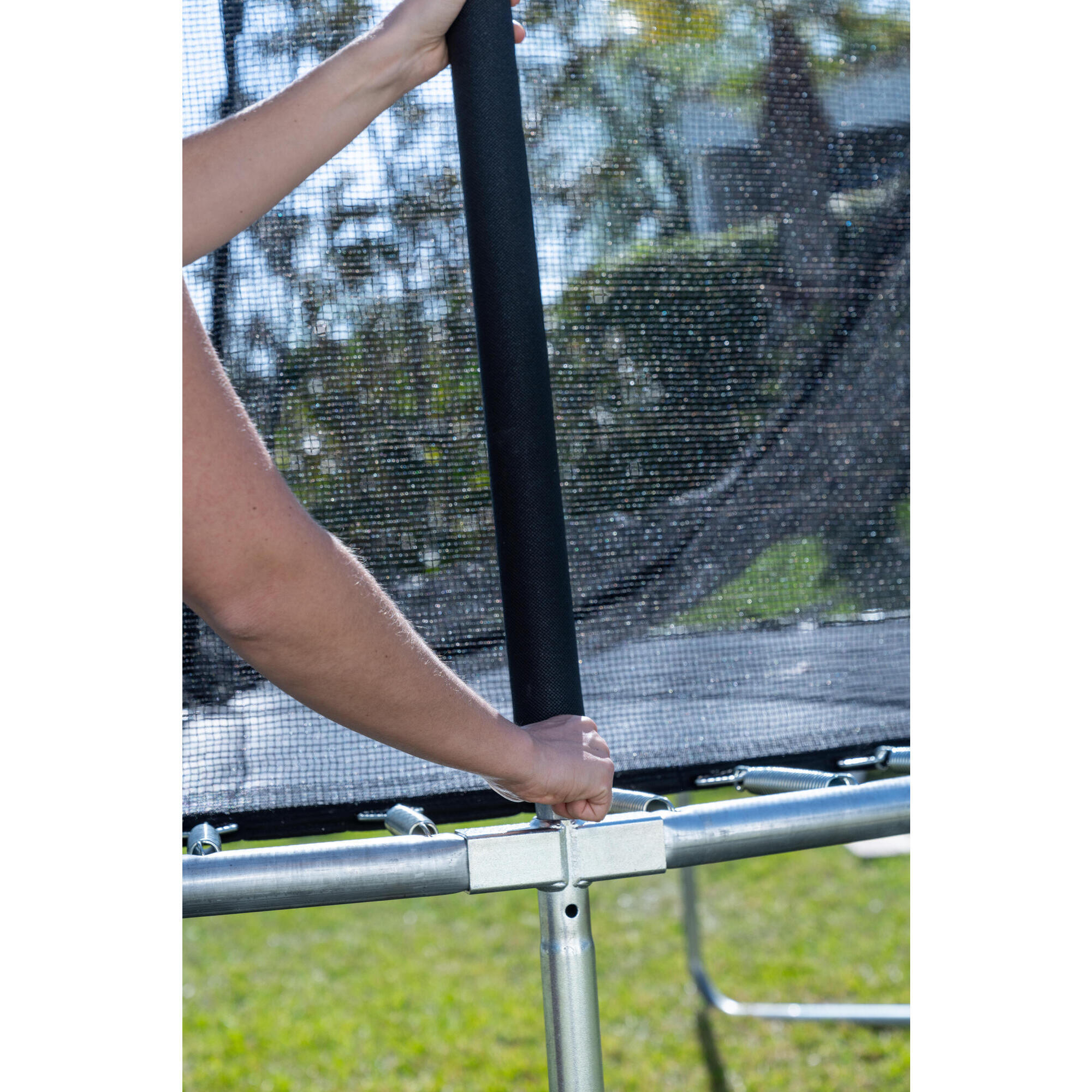 Trampoline 360 with protective net - Tool-free assembly