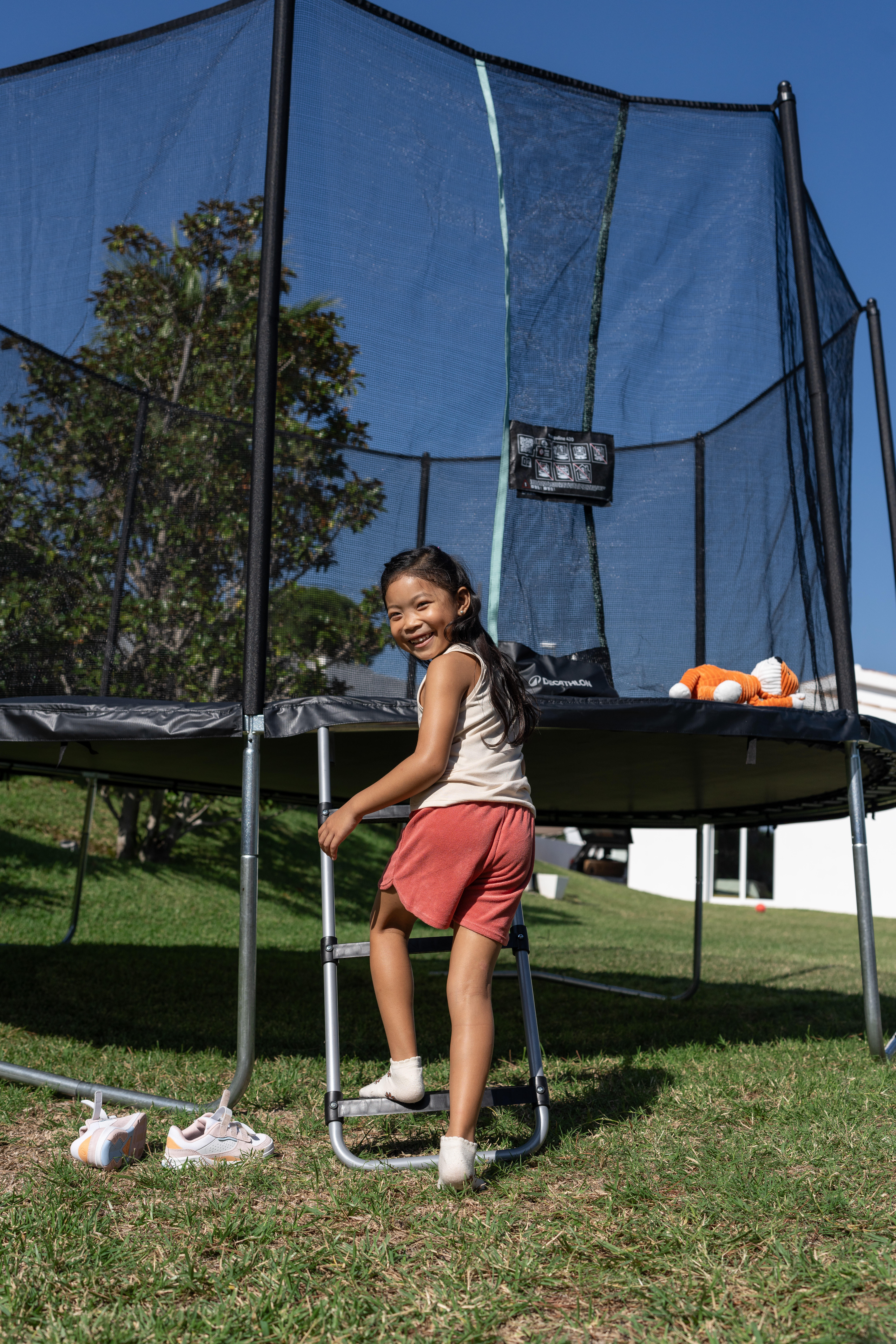 Jumping trampoline decathlon sale
