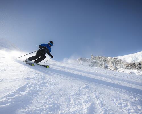 Everything about skiing