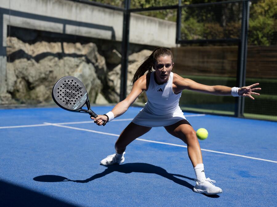 Marta Ortega avec la Cross It Light