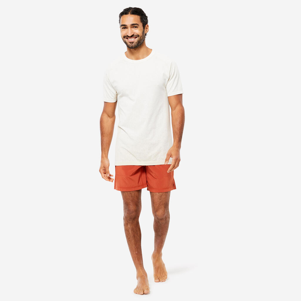 Pánske bezšvové tričko s krátkym rukávom na dynamickú jogu biele