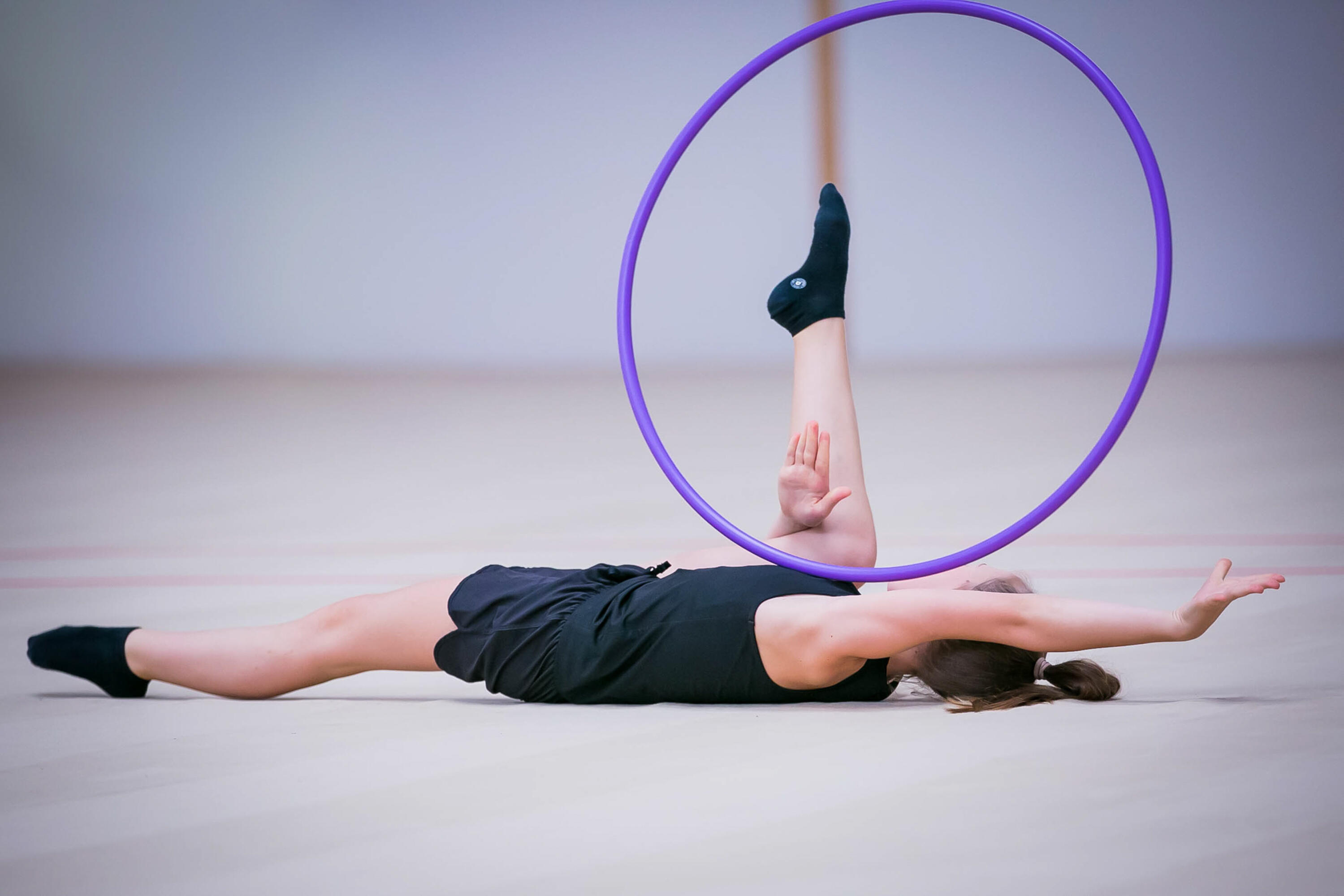 Rhythmic Gymnastics 75 cm Hoop - Purple 4/6