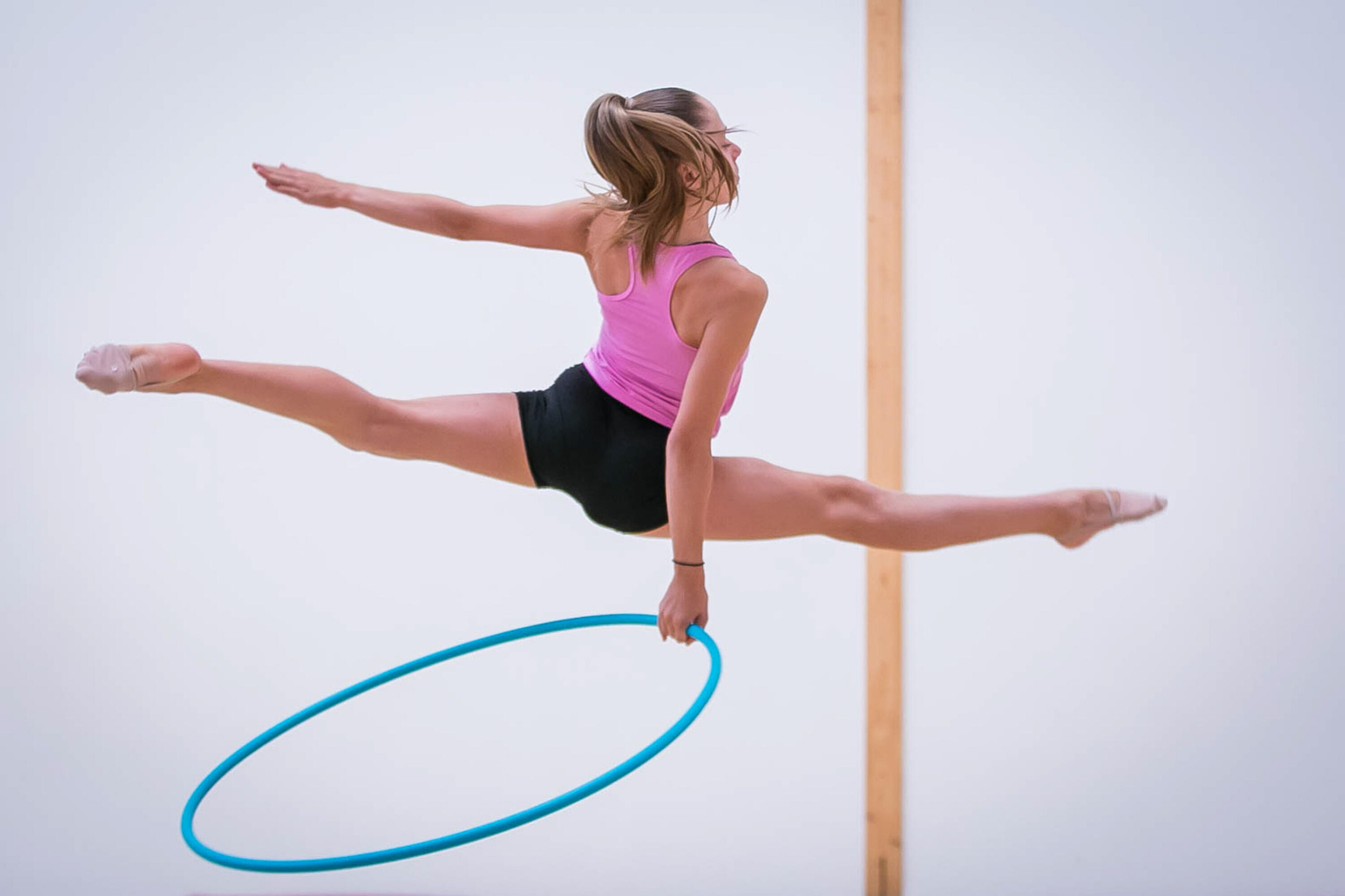 Hoepel voor ritmische gymnastiek 85 cm turquoise 5/7