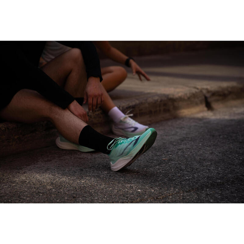Încălţăminte Alergare pe asfalt KIPRUN KD900 LIGHT Verde-Mov Bărbați