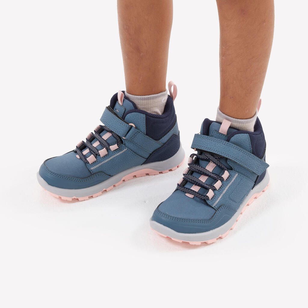 Chaussures de randonnée mid déperlantes à scratch 28 au 34 enfant, NH500 bleu