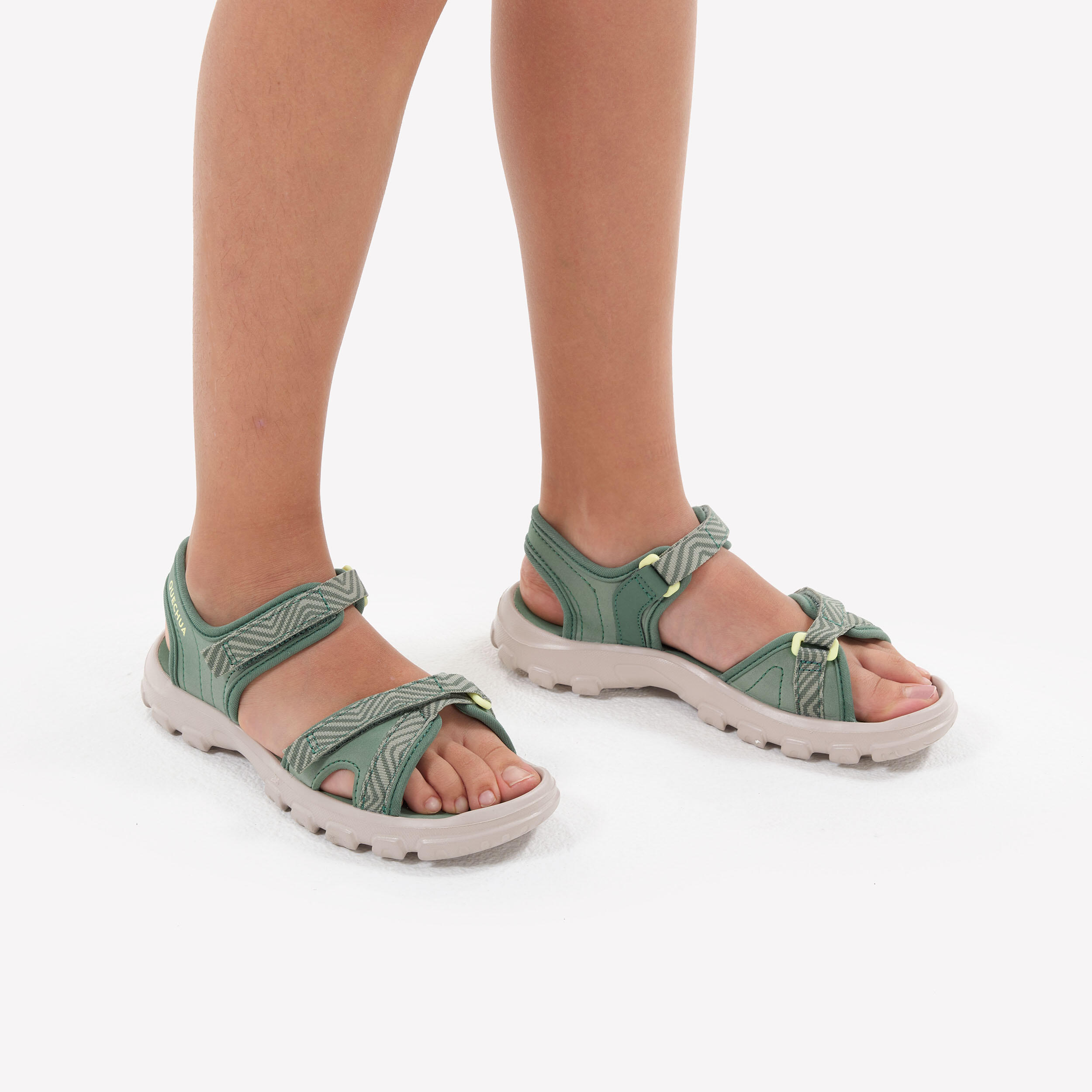 Kids’ hiking sandals with riptab, UK sizes 7 to 12.5, NH100 - Green