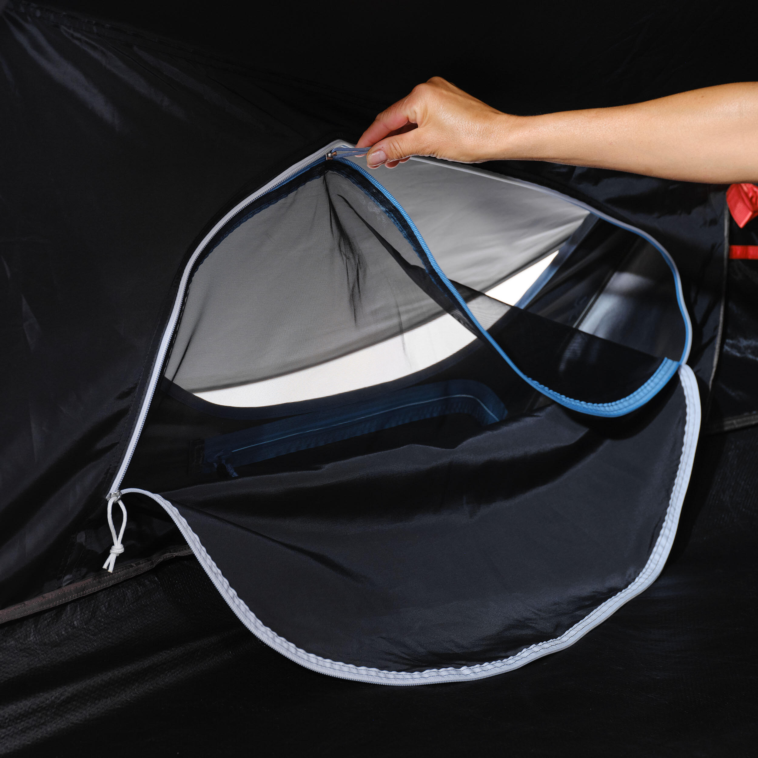 2-Person Camping Tent, 2 Seconds Fresh & Black - QUECHUA