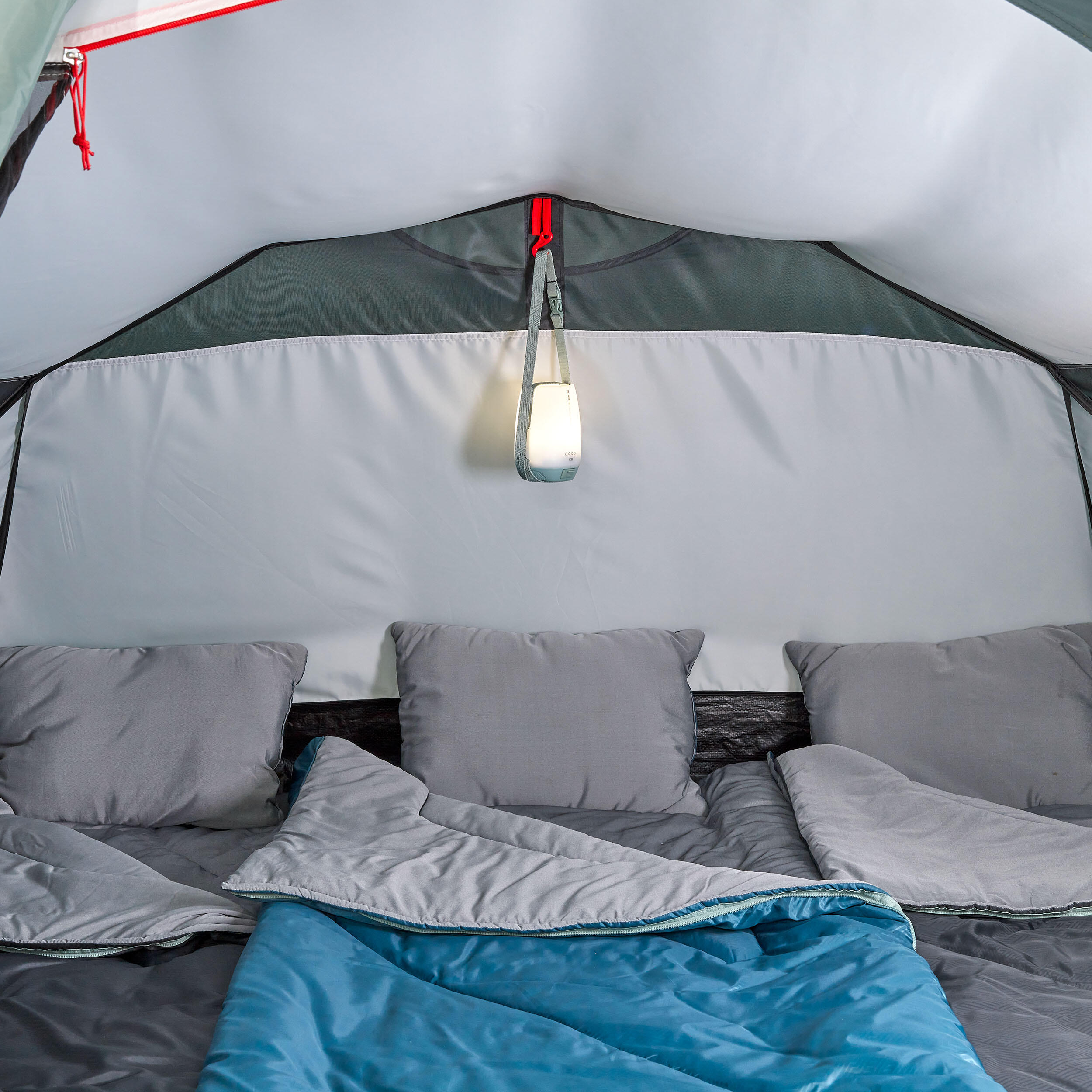 Camping tent - 2 SECONDS - 3-person 10/11