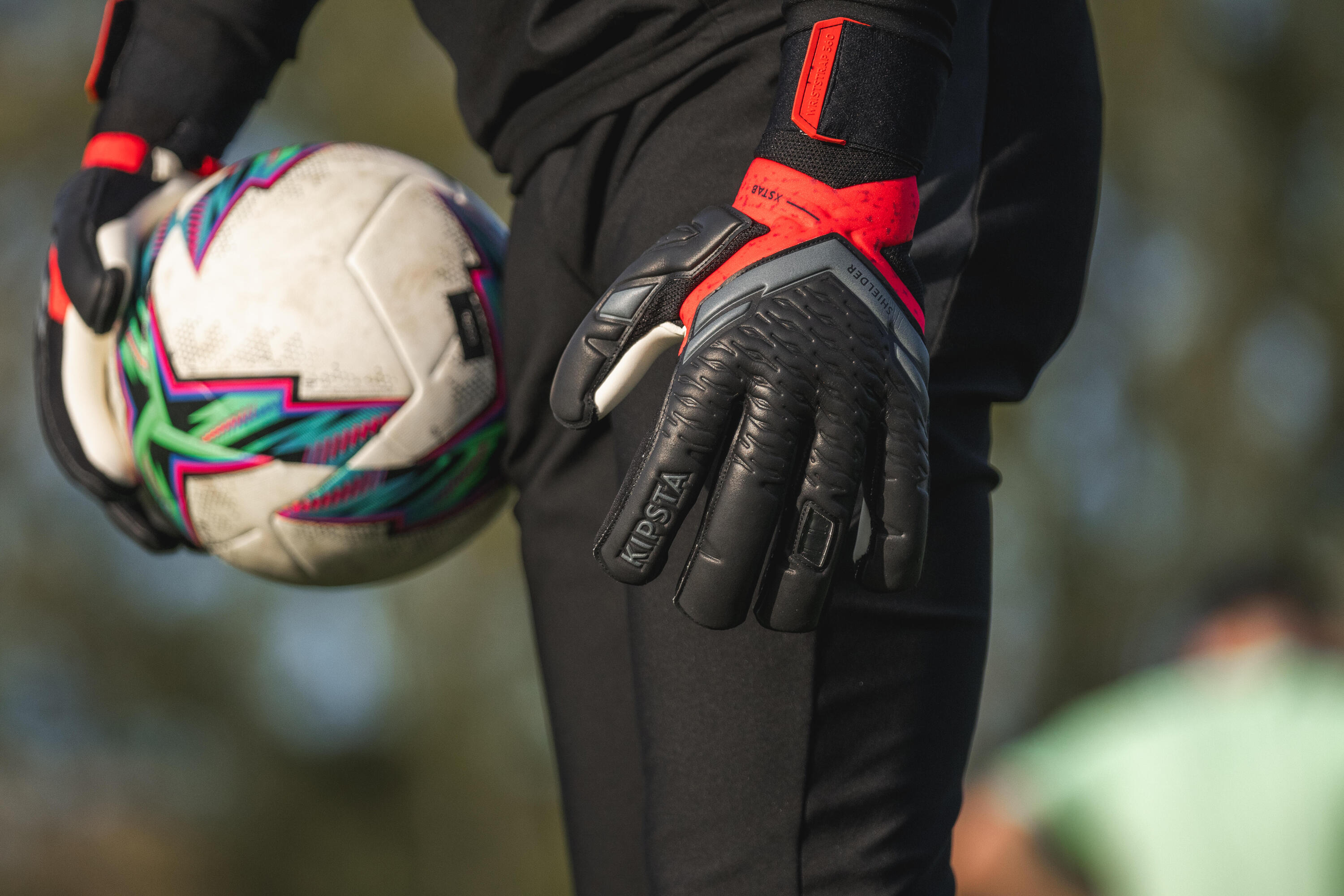 LUVAS DE GUARDA-REDES FUTEBOL ADULTO VRLT 900 COM PROTEÇÃO DOS DEDOS 18/18
