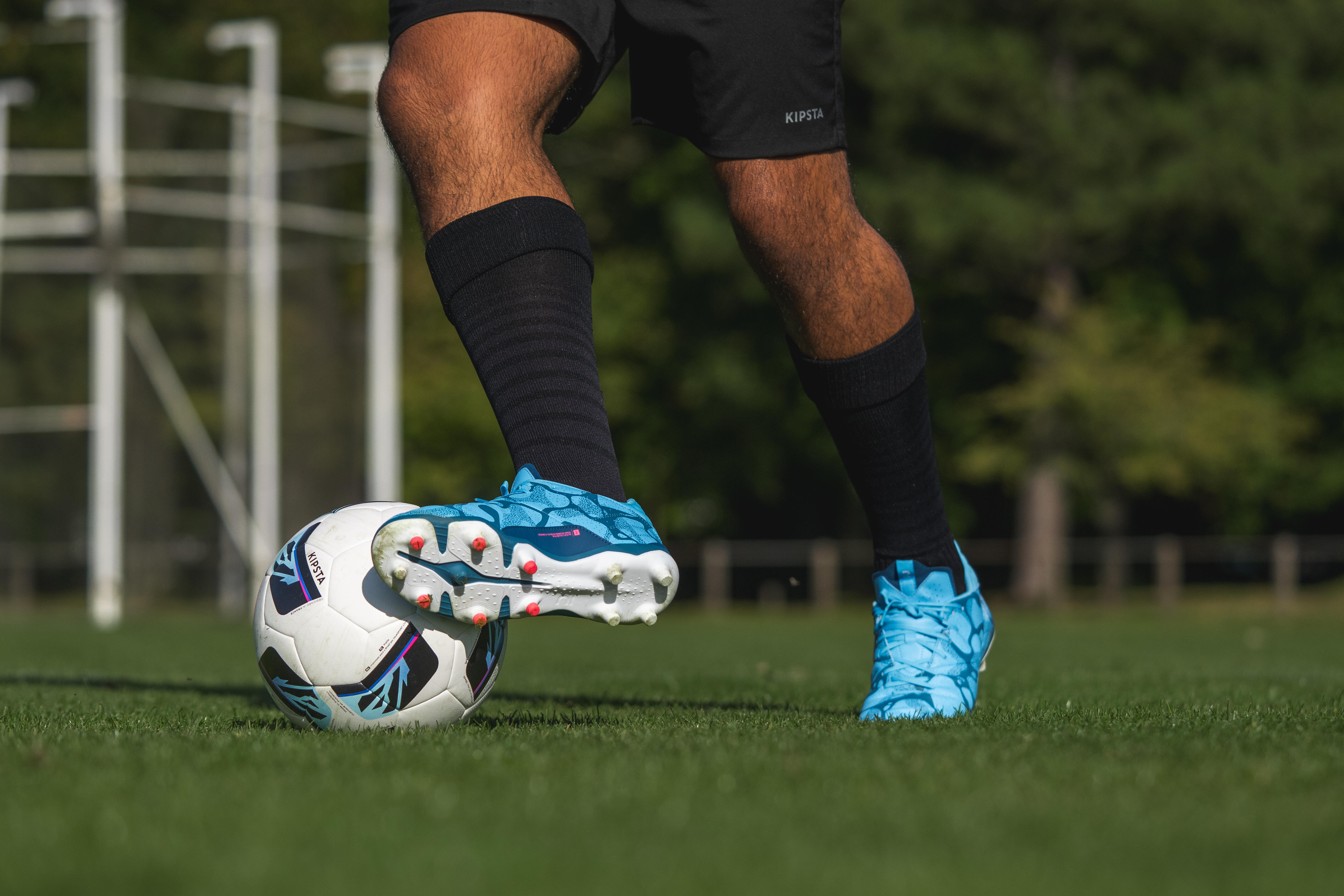 Men's Lace-Up Soccer Cleats – Viralto I FG - KIPSTA