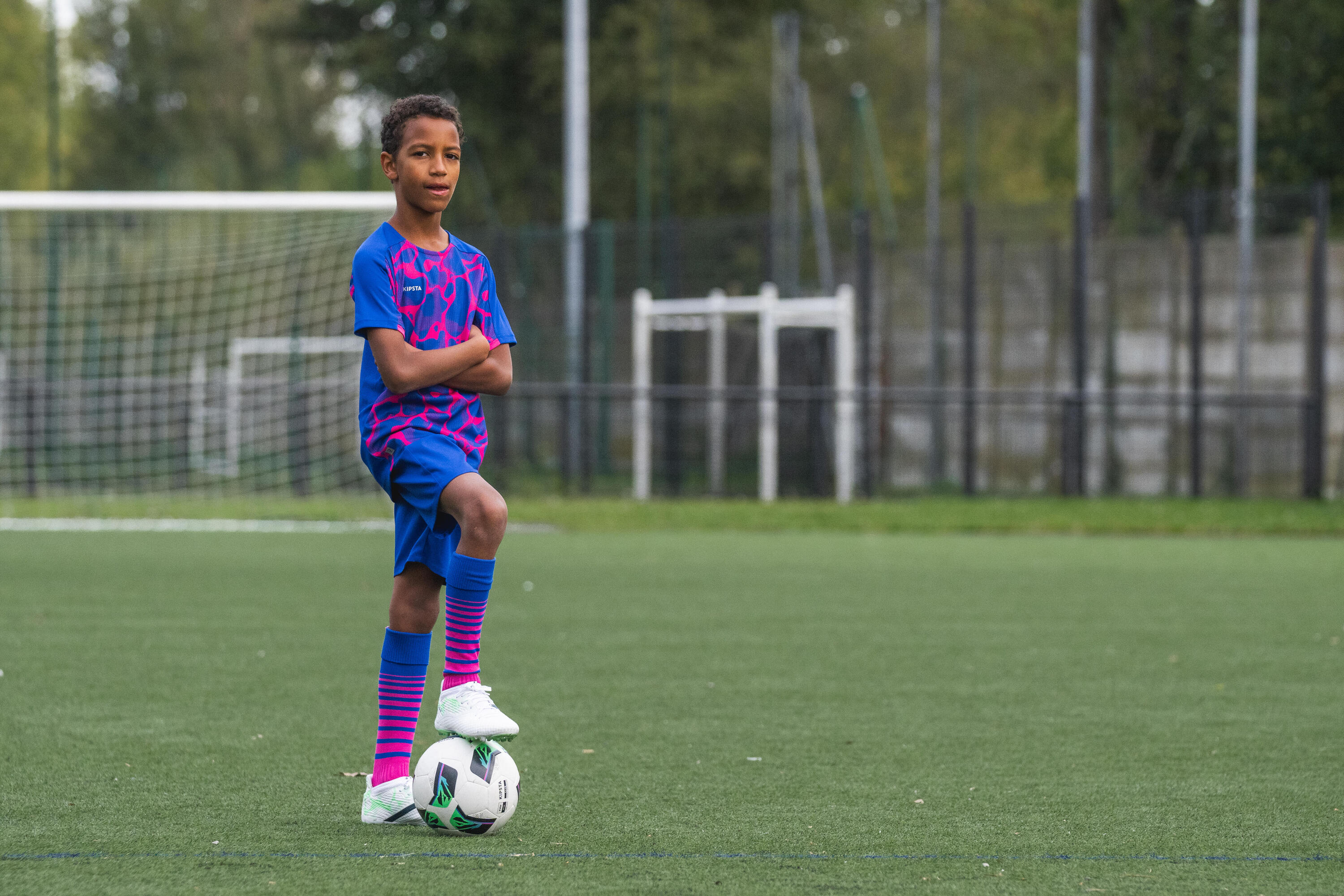 Voetbalshort voor kinderen AQUA blauw/roze 7/8