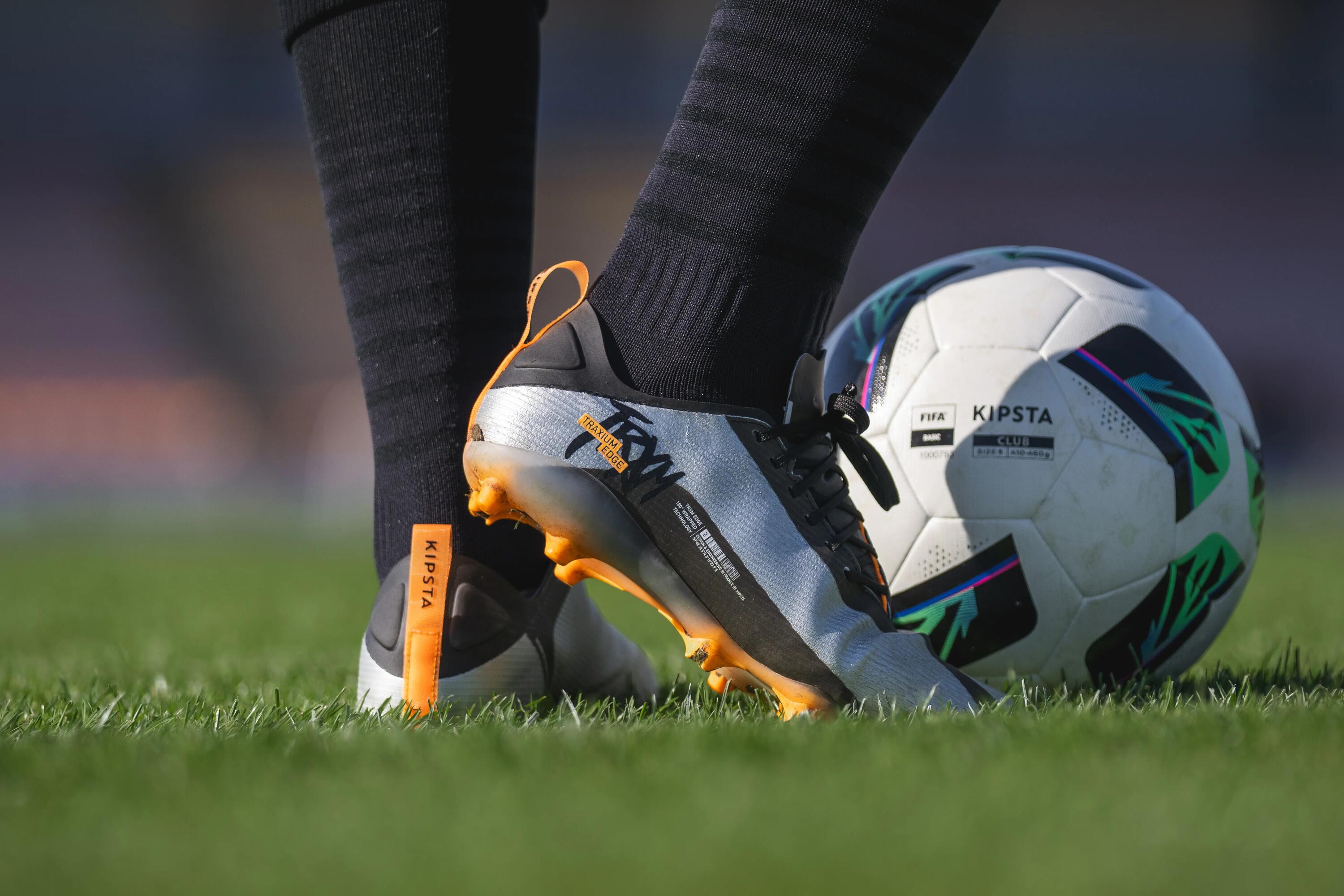 Tiki-taka – więcej niż taktyka w piłce nożnej. Na czym polega?