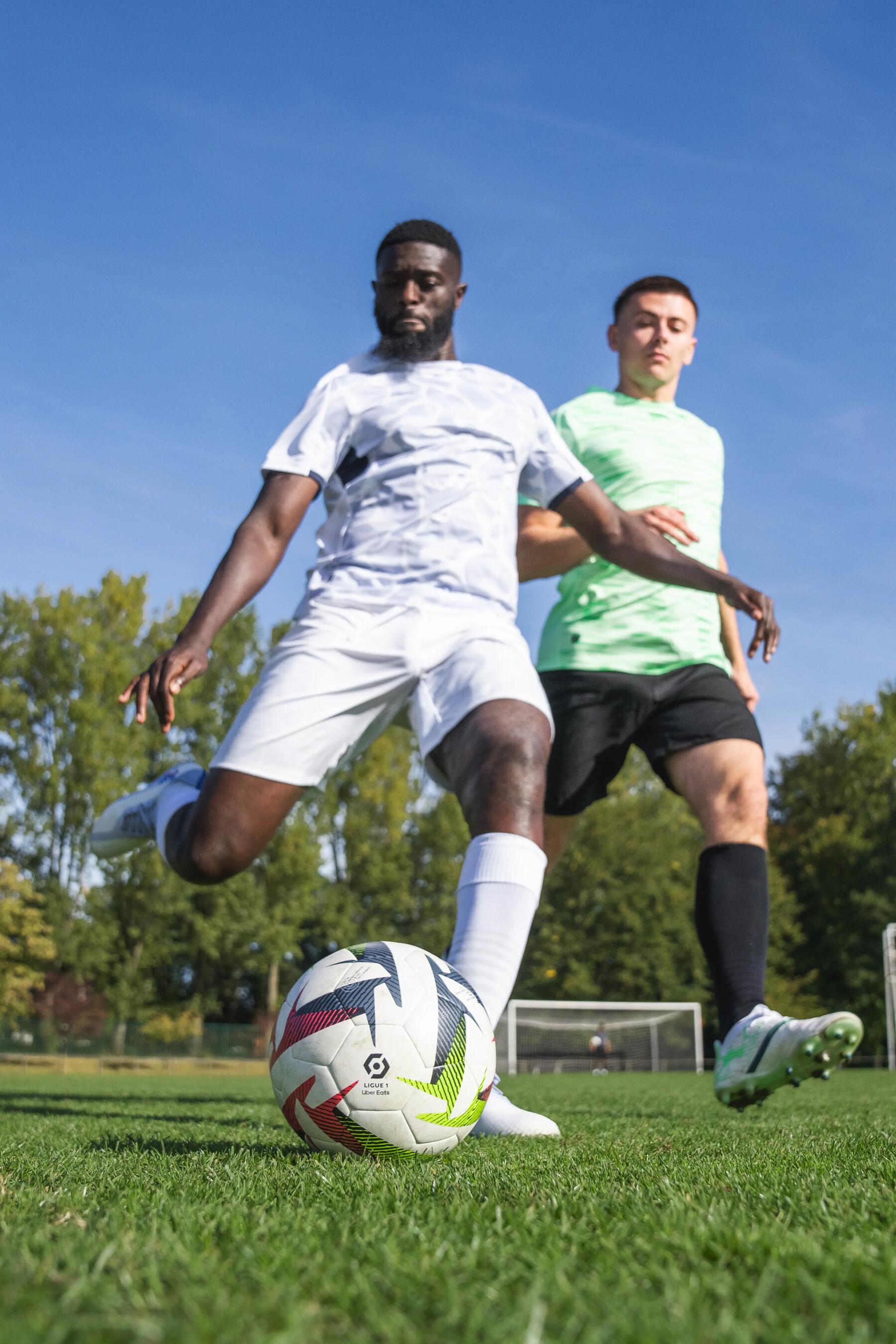voetballers in actie