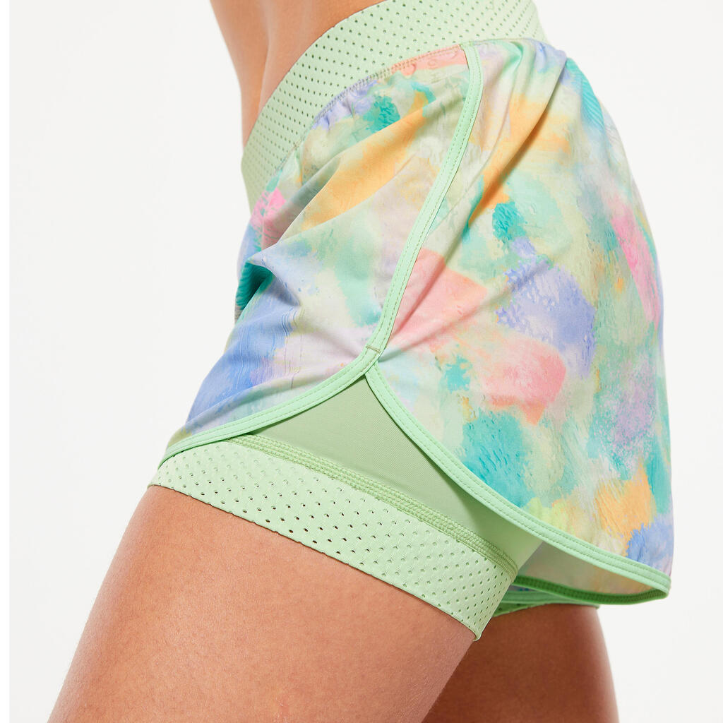 Short de fitness 2 en 1 para Mujer Domyos 900 verde claro/multicolor