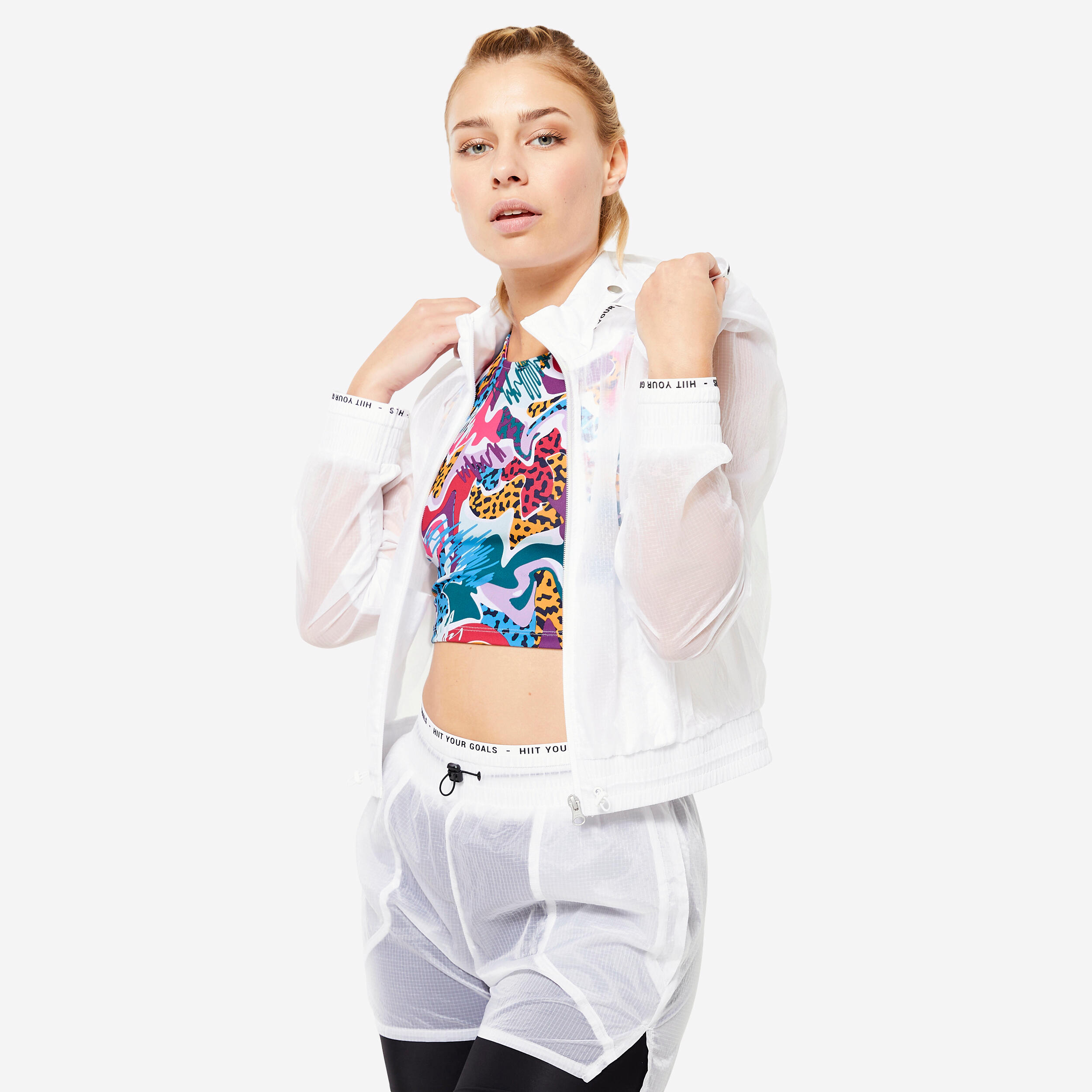 Women s Fitness Gym Jackets Lightweight Stylish Decathlon Ireland