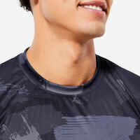 Camiseta Fitness Essential Azul Camufl. Manga Corta Cuello Redondo Transpirable