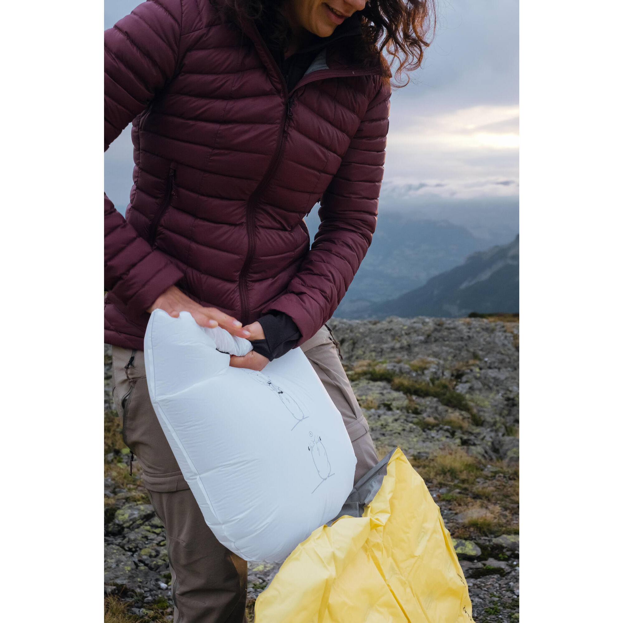 Inflatable trekking mattress - MT900 Air Isolant XL - 195 x 63 cm - 1 person