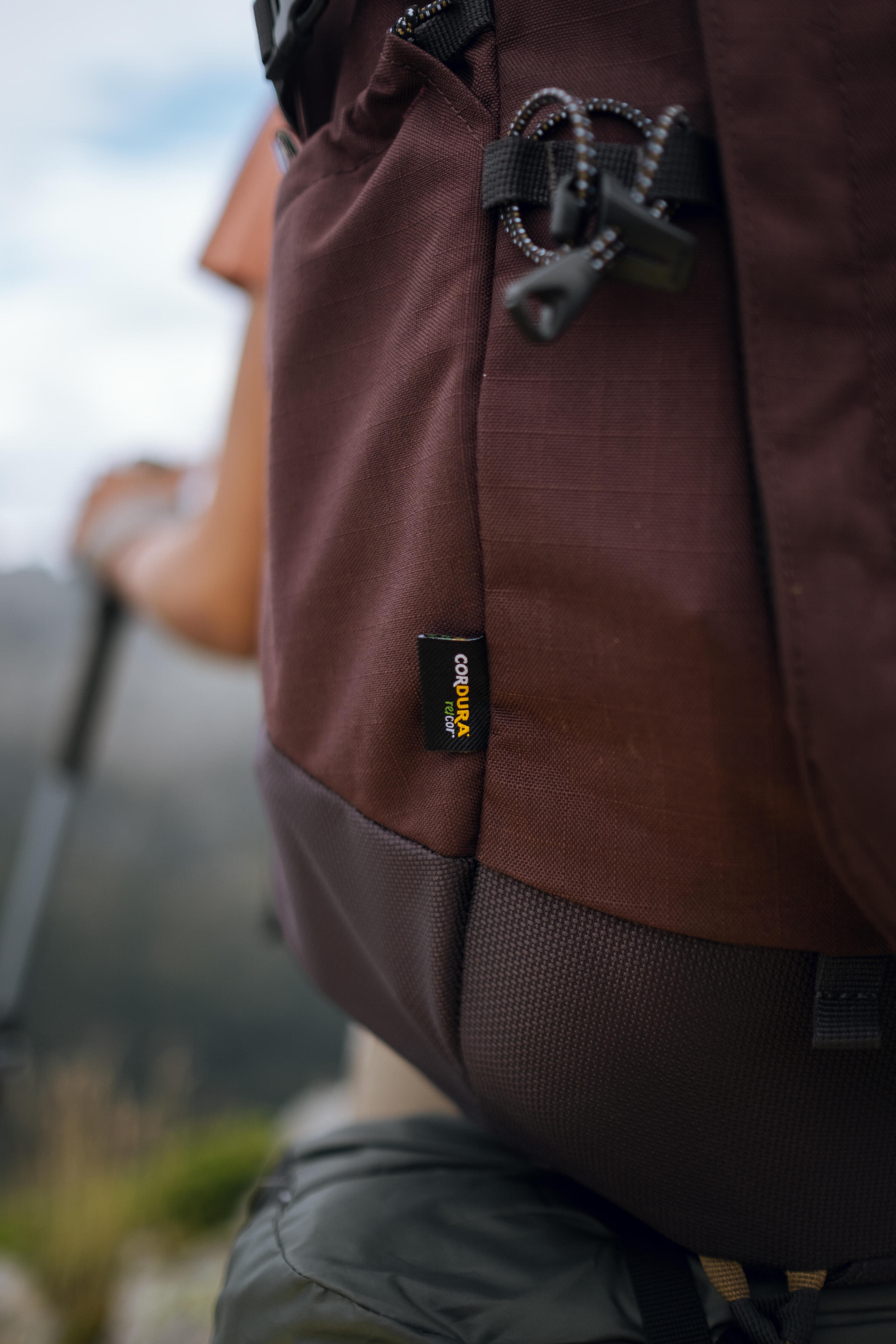 Sac à dos de trekking Femme 60+10L - MT900 Symbium 13/16