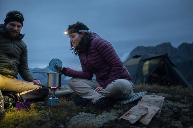 CUM ALEGI O LANTERNĂ FRONTALĂ