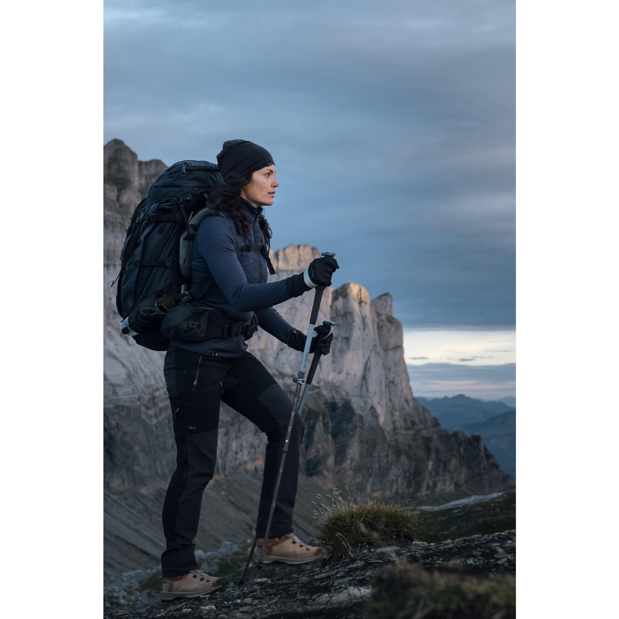 CAPPELLO DA TREKKING IN LANA MERINO - MT500 - NERO