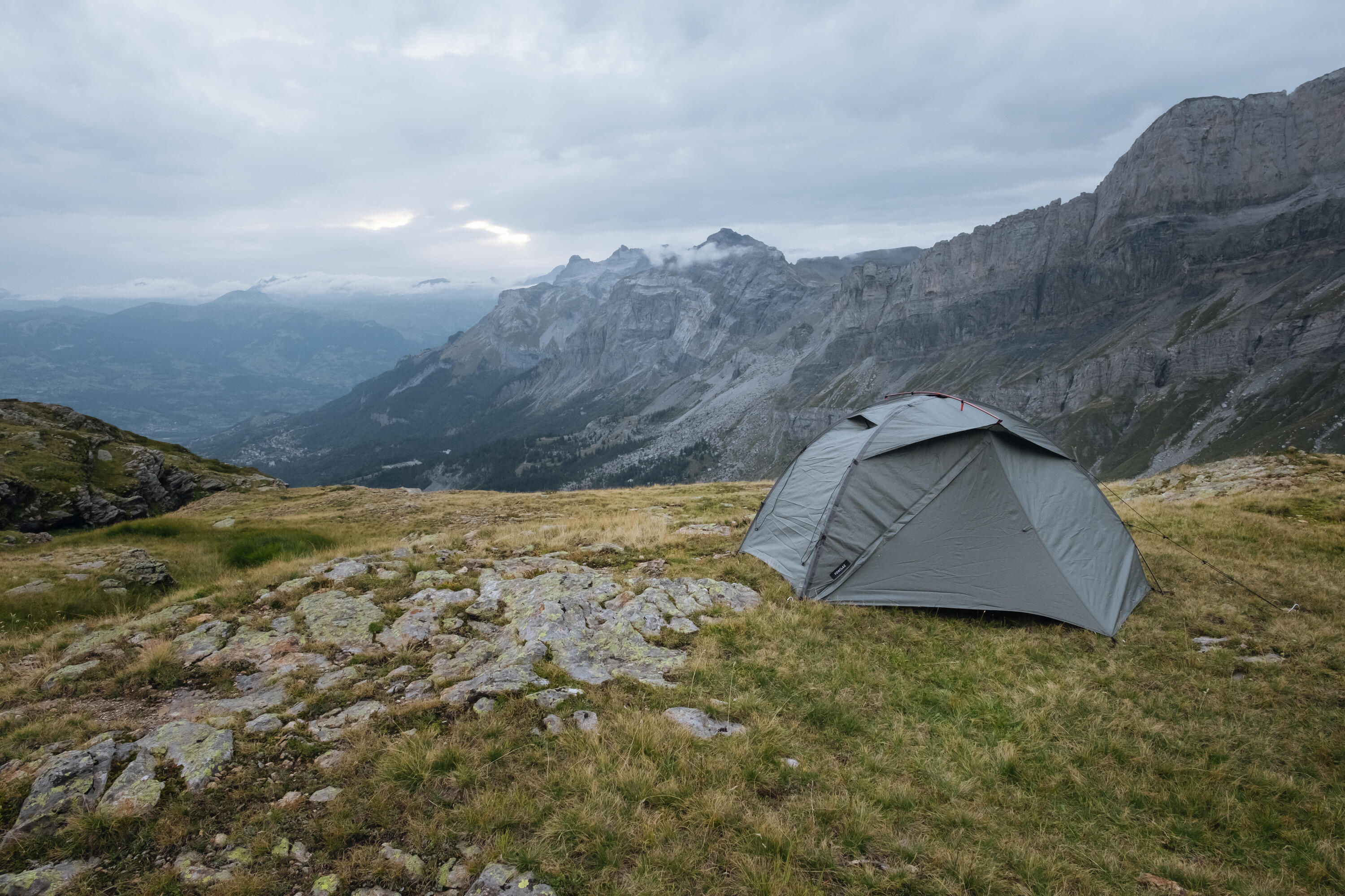 Tente dôme de randonnée 2 personnes, MT 500 12/14