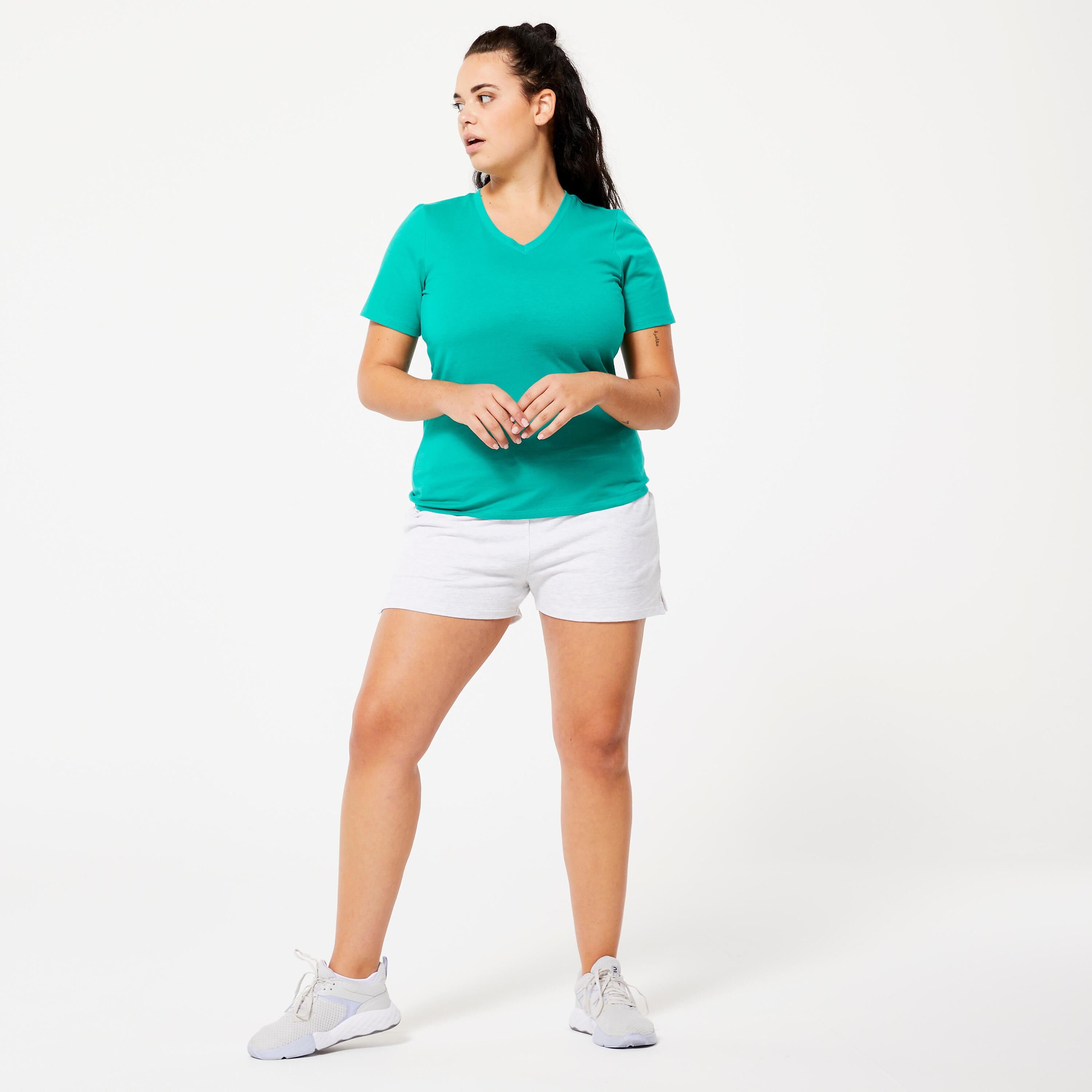 Women's V-Neck Fitness T-Shirt 500 - Caribbean Green 2/5