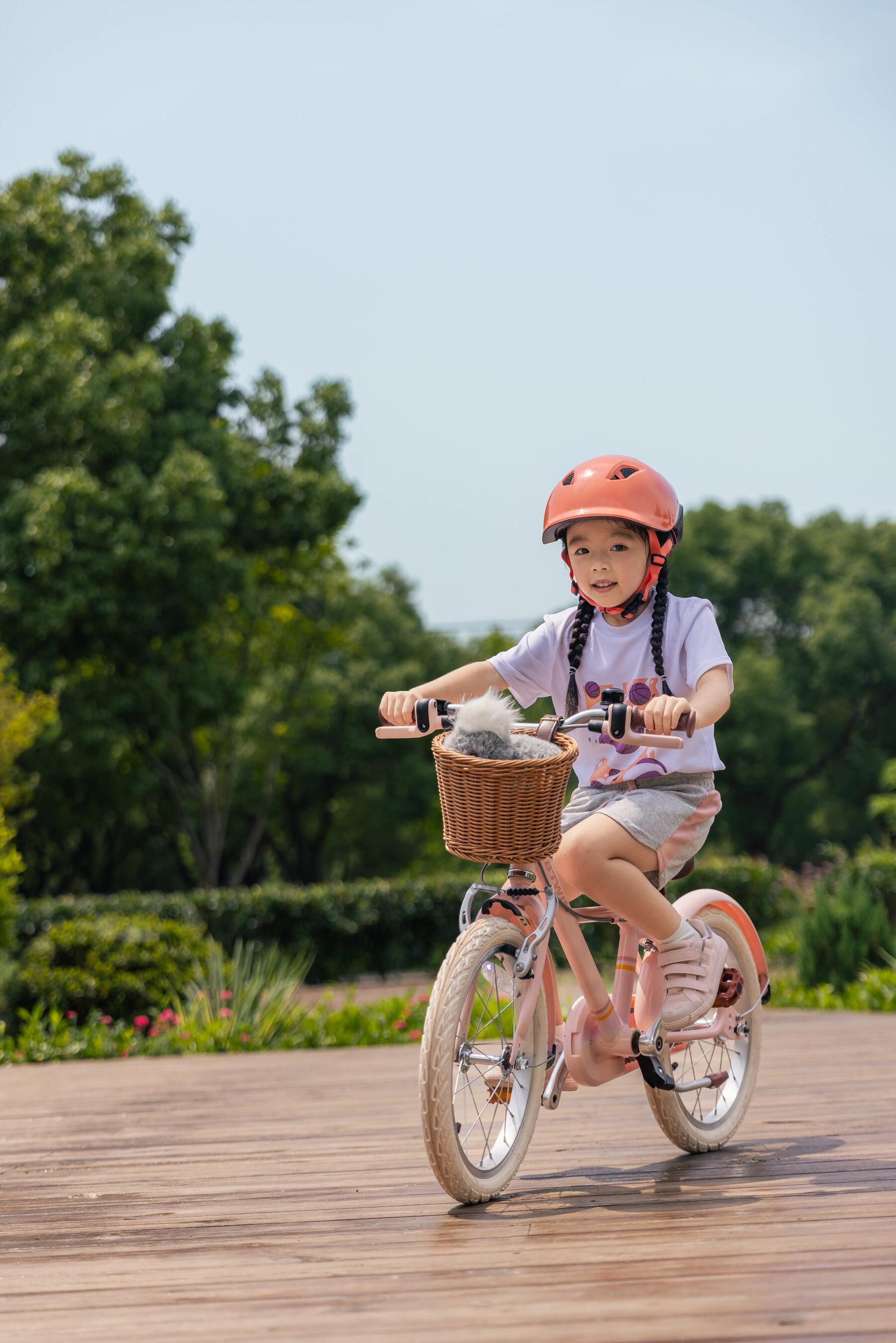 EVERYTHING YOU NEED TO KNOW ABOUT CHILDREN'S HELMETS