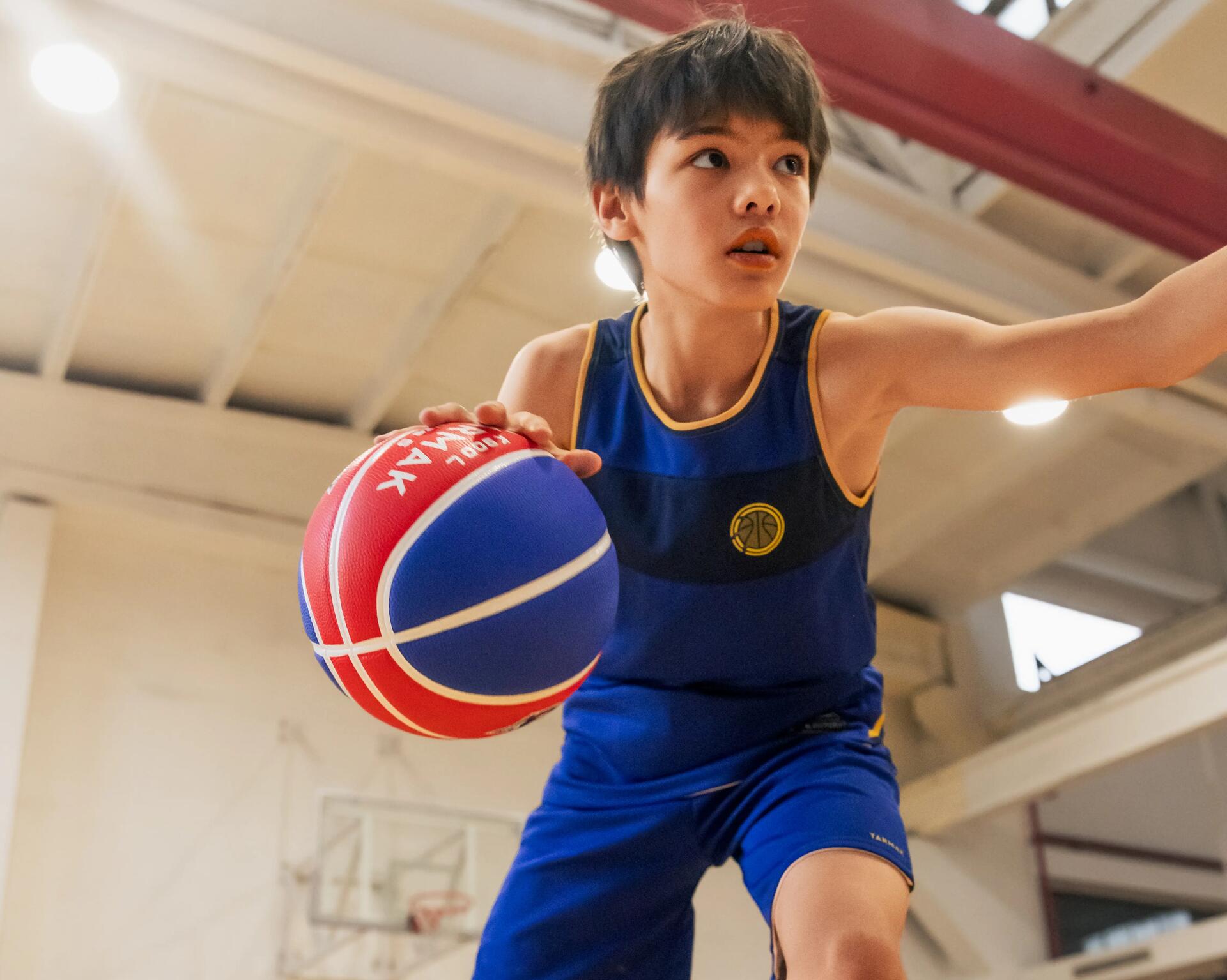 scegliere il pallone da basket taglia 5