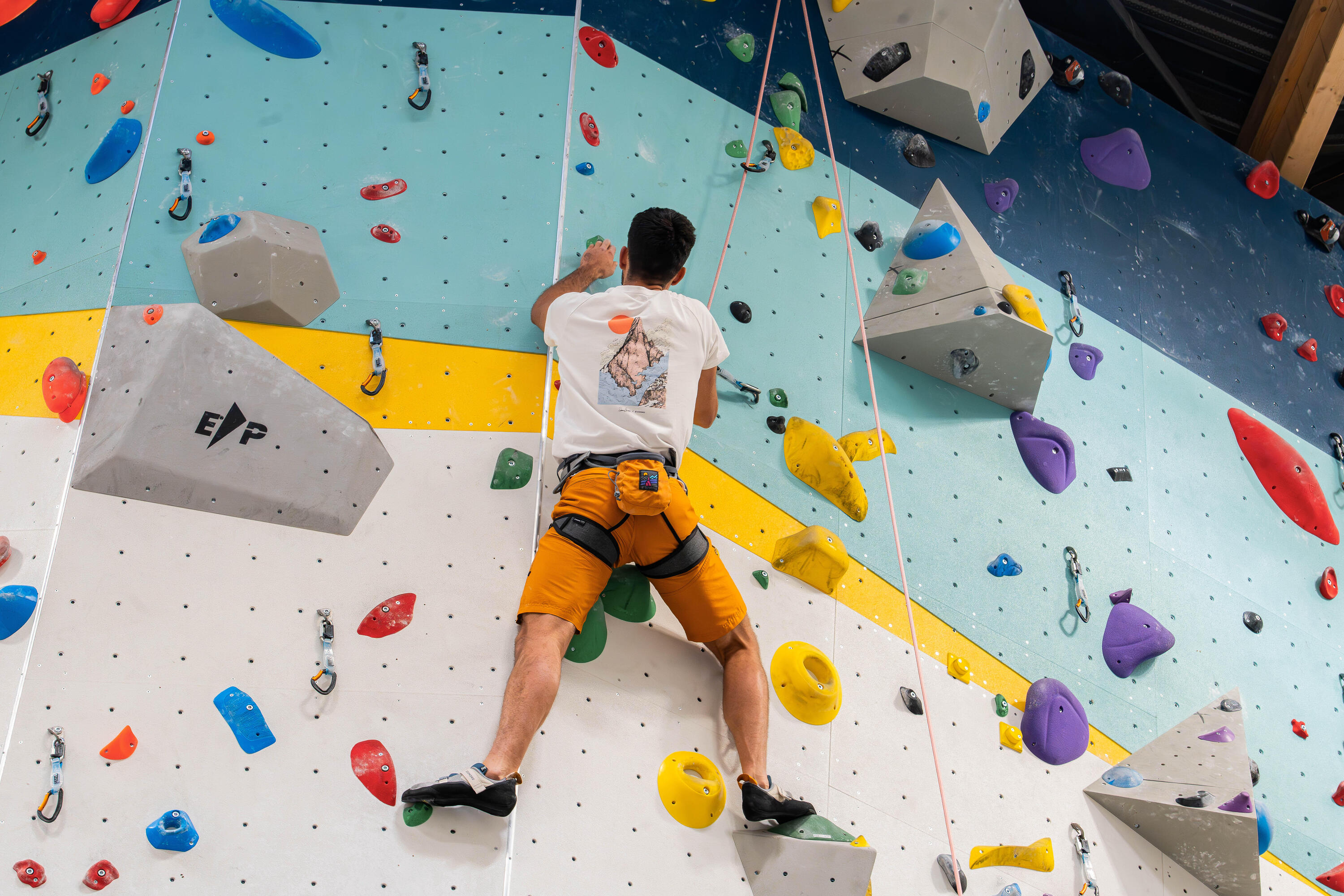 Samarreta d'escalada i muntanya màniga curta home Simond Vertika 9/10